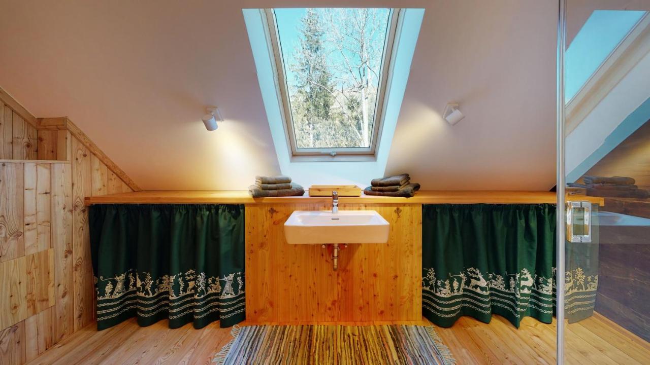 Charmante Gaestewohnung In Altem Bauernhaus In Alpiner Alleinlage Stanz Im Murztal Luaran gambar