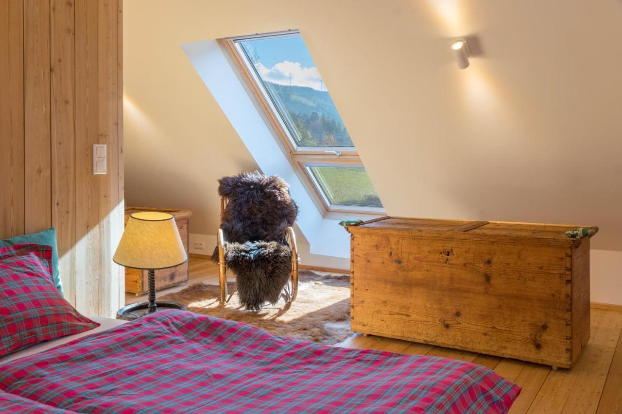 Charmante Gaestewohnung In Altem Bauernhaus In Alpiner Alleinlage Stanz Im Murztal Luaran gambar