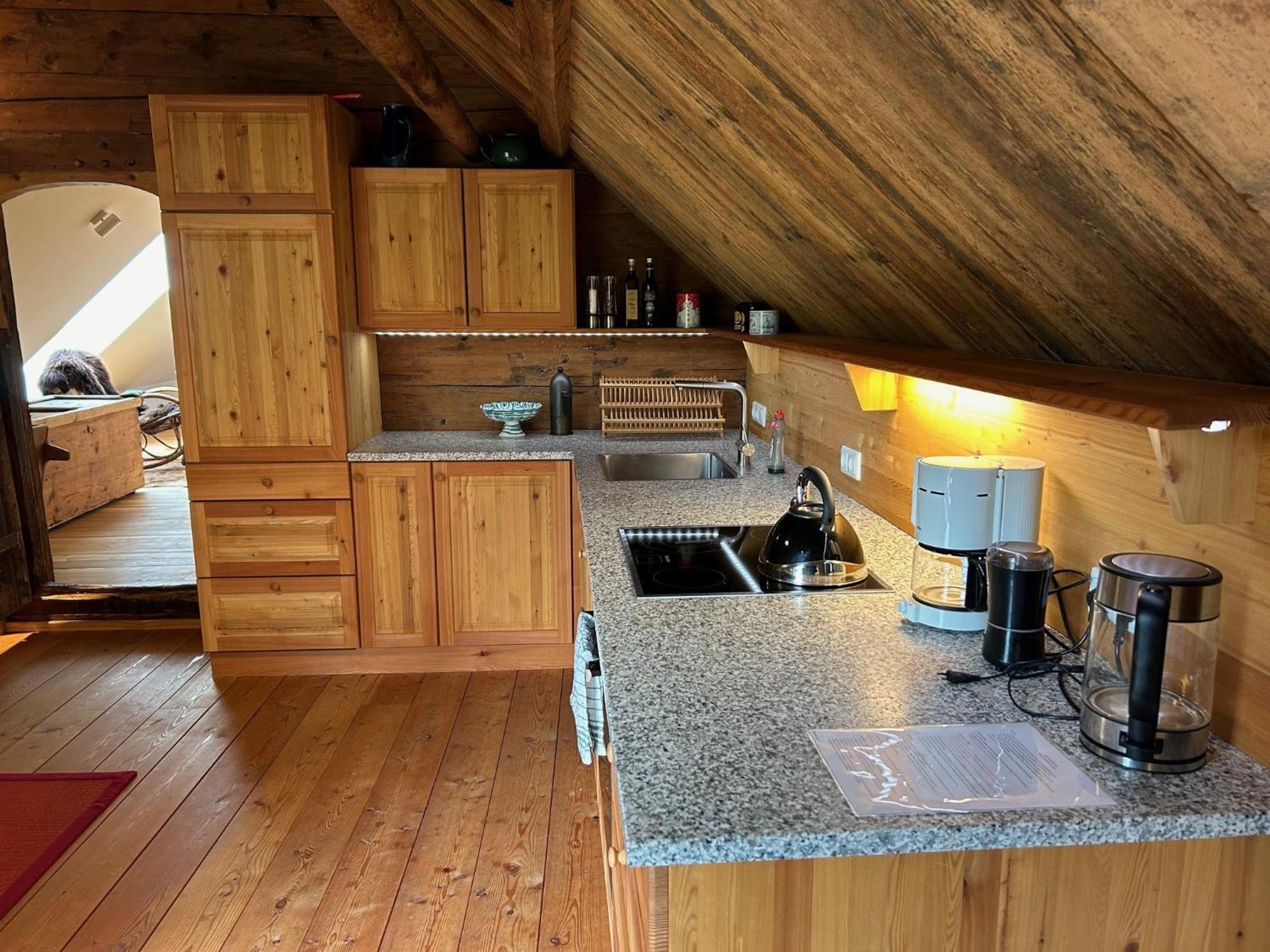 Charmante Gaestewohnung In Altem Bauernhaus In Alpiner Alleinlage Stanz Im Murztal Luaran gambar